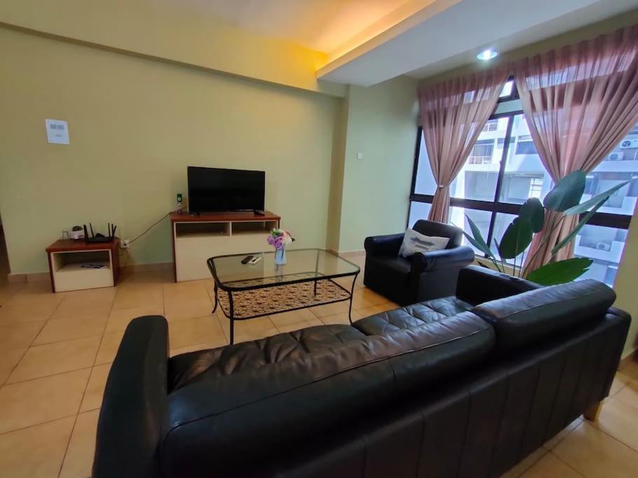 Pavilion Fahrenheit 88 Bukit Bintang 3 Bedrooms Kuala Lumpur